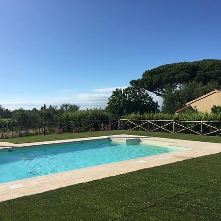 Agriturismo Quattro Pini 카스타니에토카르두치 외부 사진
