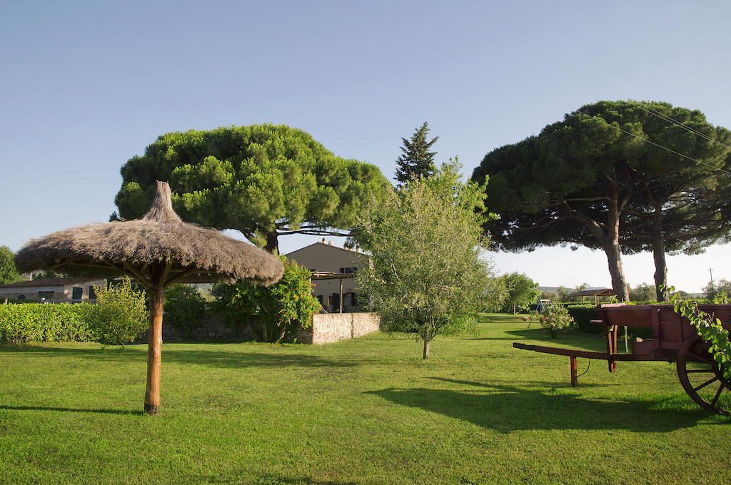 Agriturismo Quattro Pini 카스타니에토카르두치 외부 사진