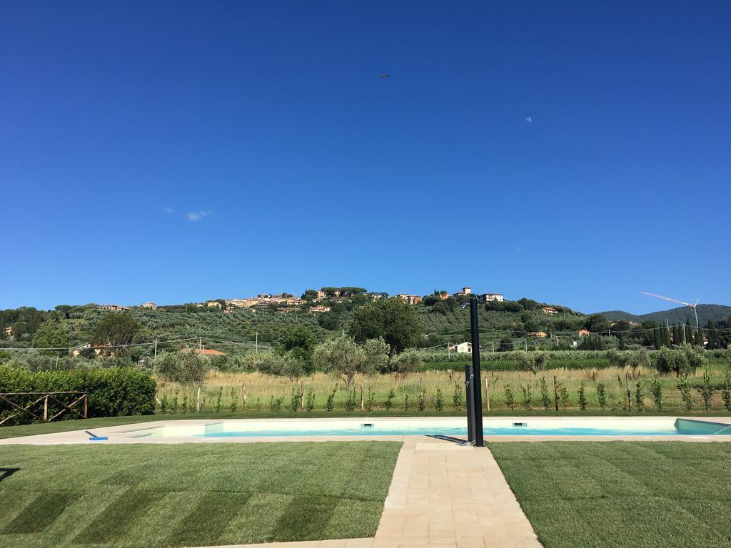 Agriturismo Quattro Pini 카스타니에토카르두치 외부 사진