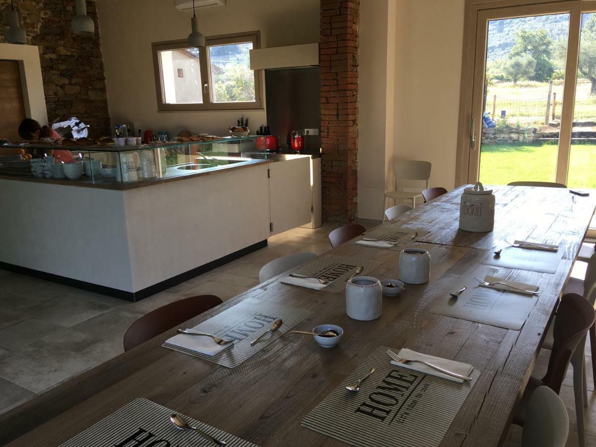 Agriturismo Quattro Pini 카스타니에토카르두치 외부 사진